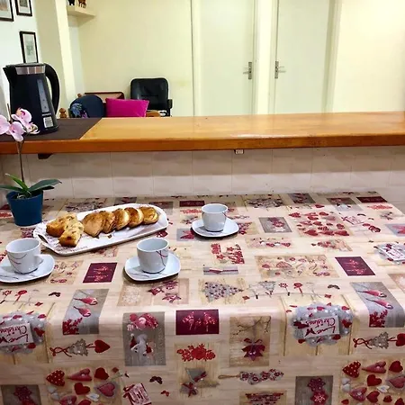 Apartment Two Bedrooms And A Lounge 2с *